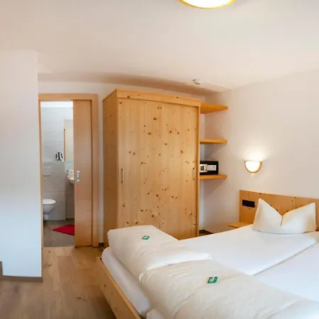 Rosenhof- Premium & & Wellness & Nauders