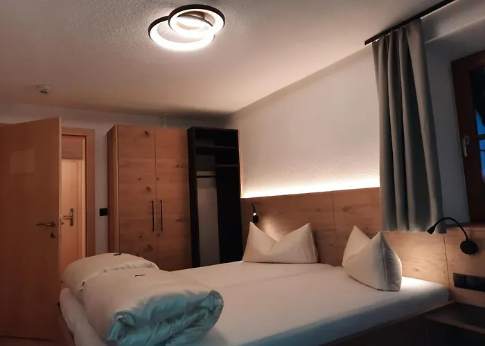 Rosenhof- Premium & & Wellness & Daire Nauders