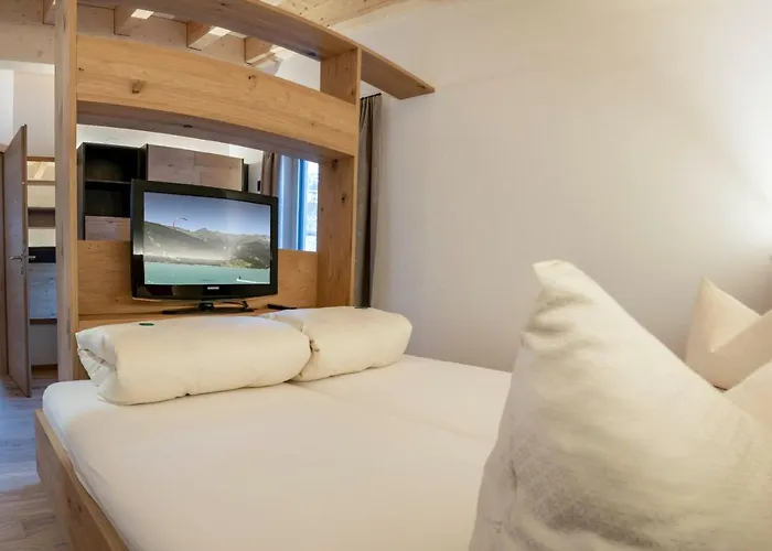 Rosenhof- Premium & & Wellness &