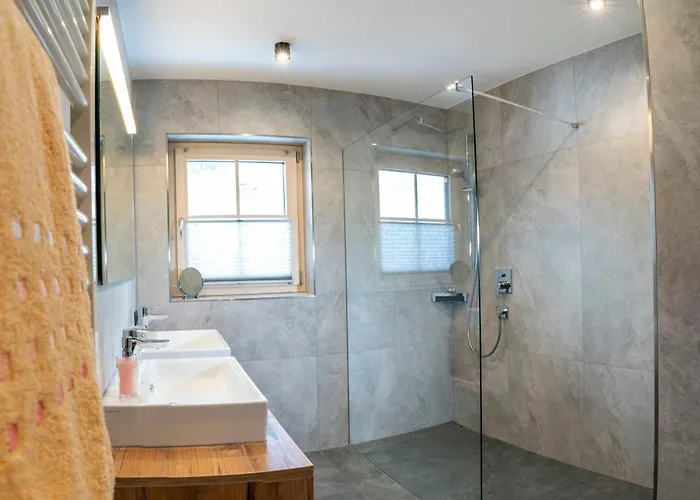 Rosenhof- Premium & & Wellness & *