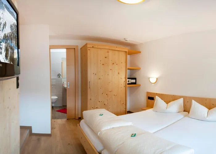 Rosenhof- Premium & & Wellness & Nauders