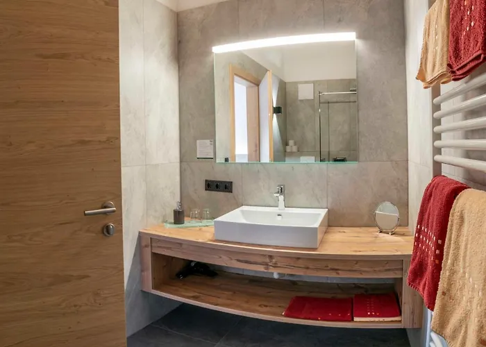 Rosenhof- Premium & & Wellness & *